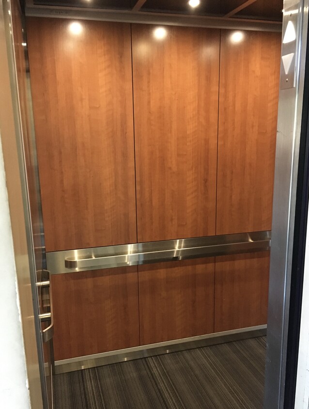 840 S Oak Park - elevator - D.I.R. Development